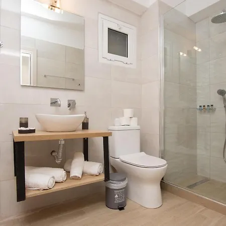 Nobbi Centre Apartments, By Zantewize