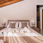 Apartment Nobbi Centre Apartments, By Zantewize Zakynthos