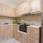Nobbi Centre Apartments, By Zantewize